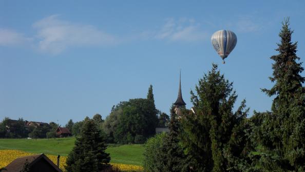 Heissluftballon über Bösingen
