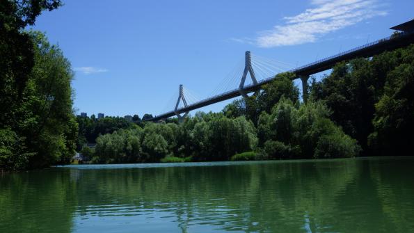 Auf dem Schiffenensee Poyabrücke 
