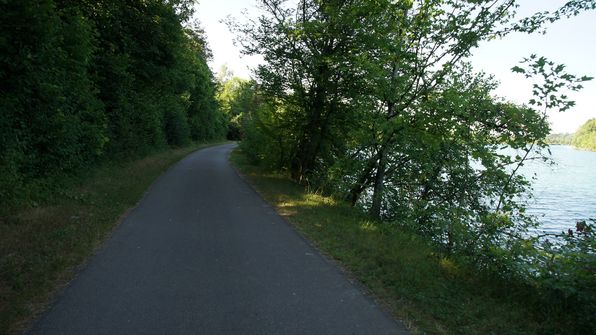 Fahrradweg Aare-Hagneck-Kanal