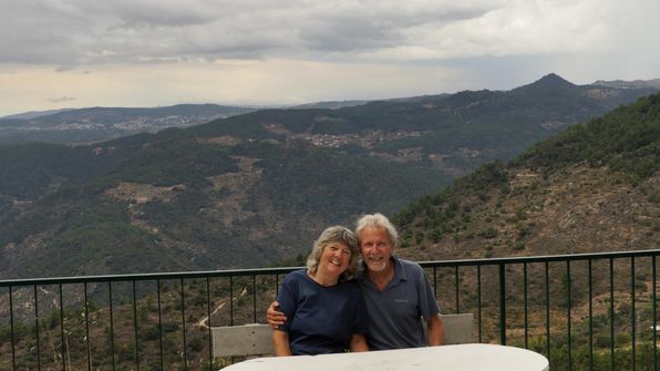 Mit dem Auto von Porto dem Douro entlag
