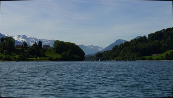 Mit dem Kayak auf dem Greyerzersee
