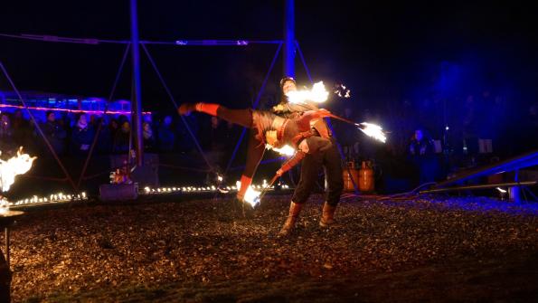 Sie spielen ihres Pyro-Spektakel "Ostara" am Murtensee von 16. bis am 27. Januar 2019. Feuerorgel, Zirkus und Musik...!