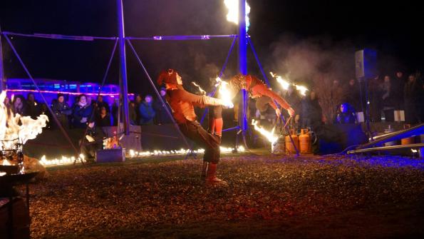 Sie spielen ihres Pyro-Spektakel "Ostara" am Murtensee von 16. bis am 27. Januar 2019. Feuerorgel, Zirkus und Musik...!