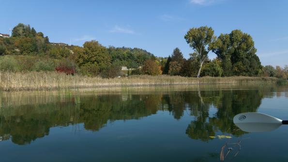 Mit dem Kayak Row on Air auf dem Murtensee