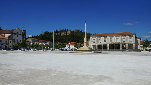 Tomar ist eine portugiesische Stadt 