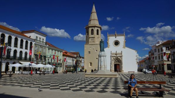 Tomar ist eine portugiesische Stadt 