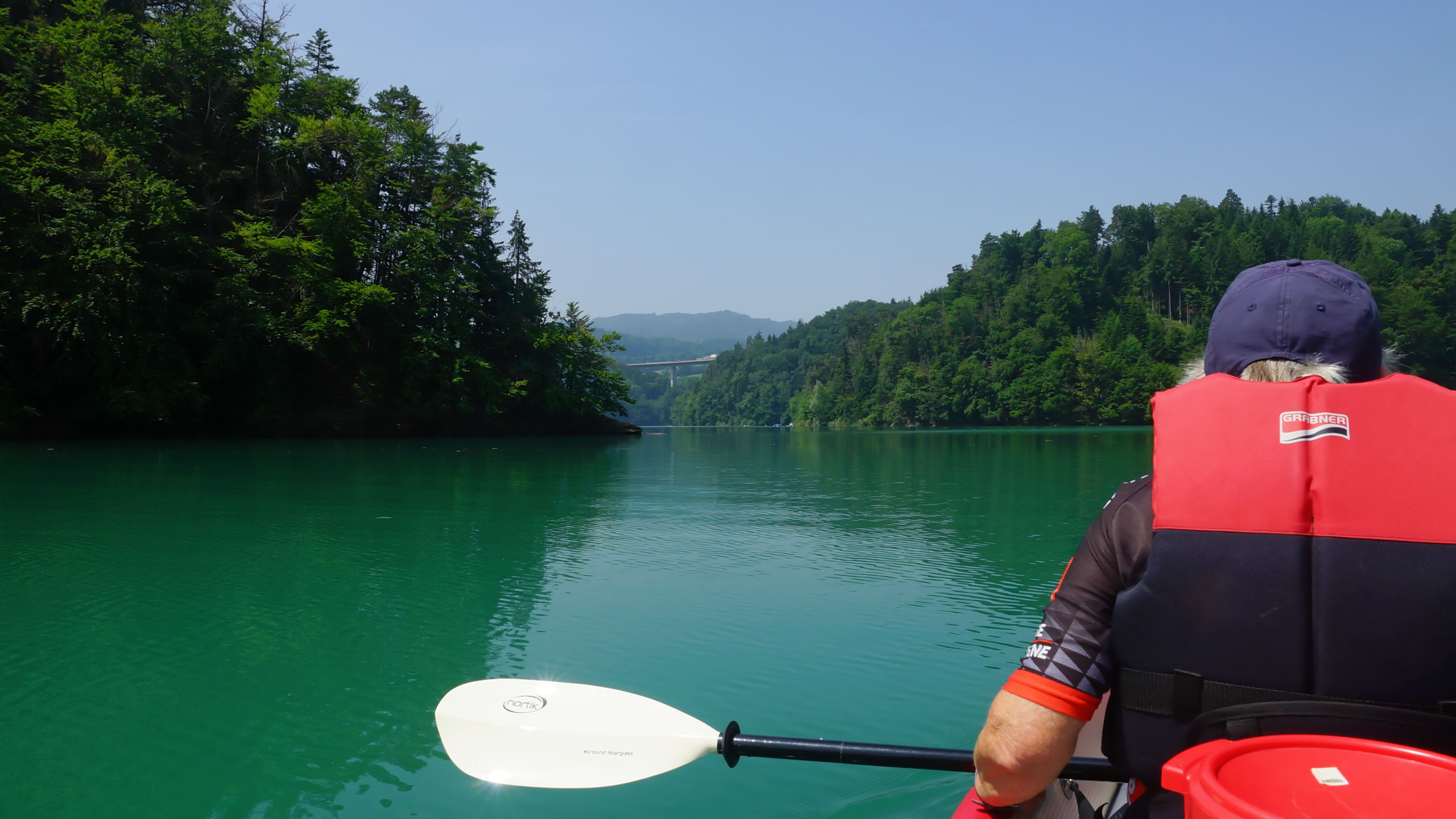 Mit dem Kayak auf dem Greyerzersee