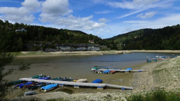 Mit dem Schiff auf dem Doubs