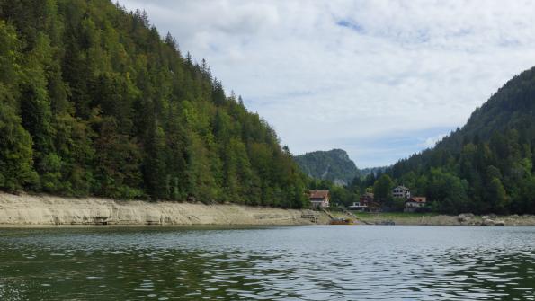 Mit dem Schiff auf dem Doubs