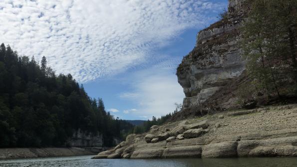 Mit dem Schiff auf dem Doubs